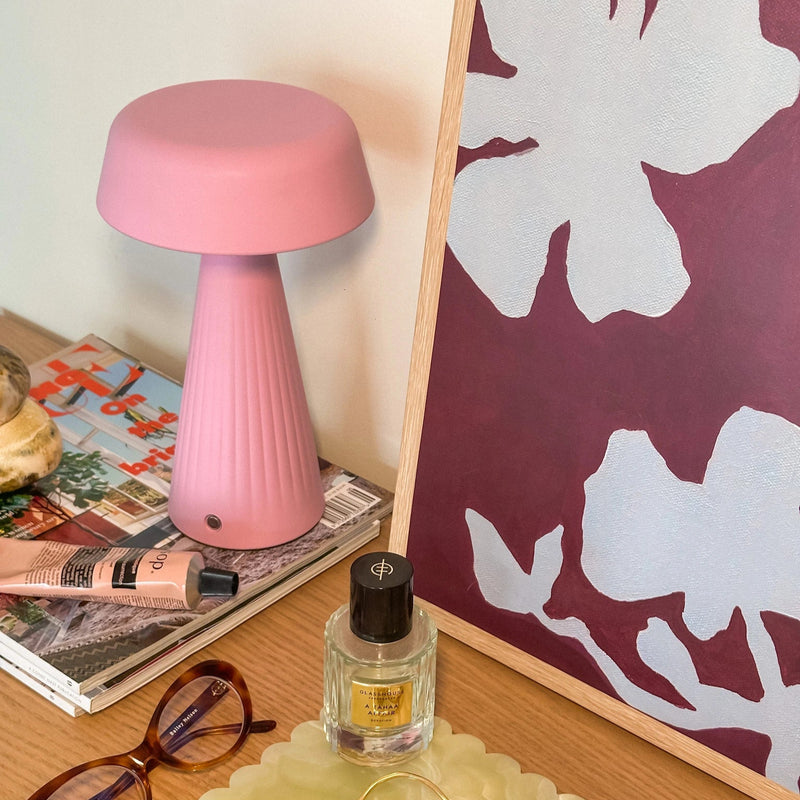 Vesper Lamp in Bubblegum Pink